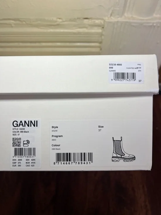 Ganni | Cleated Mid Chelsea Boots in Black | Size 7/37 | Excellent Condition - Picture 5 of 5